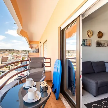 The View - Sea, Surf And Lisbon Apartamento