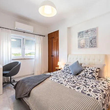 The View - Sea, Surf And Lisbon Apartman