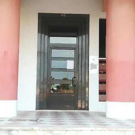 The View - Sea, Surf And Lisbon *