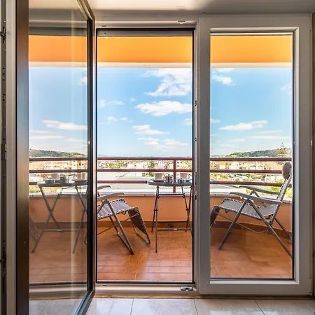 The View - Sea, Surf And Lisbon Appartement