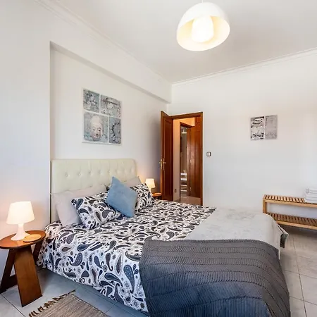 The View - Sea, Surf And Lisbon Costa da Caparica