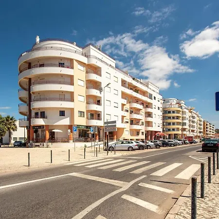 Apartment The View - Sea, Surf And Lisbon Costa da Caparica