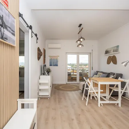 The View - Sea, Surf And Lisbon Apartment